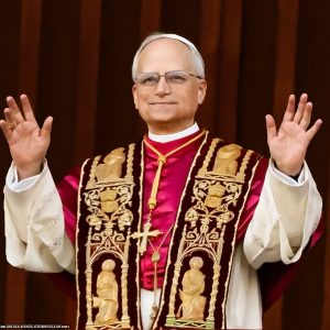 PRI-1876B Pope Leo XIV Waving Portrait 8X10